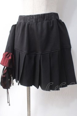 画像4: Qutie Frash / 和柄コルセット風プリーツスカート  黒×赤 Y-25-06-18-091-QU-SK-SZ-ZY