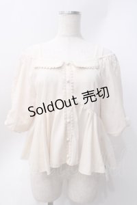 axes femme POETIQUE / 袖レース切り替えオフショルブラウス  生成り Y-25-06-20-034-AX-BL-SZ-ZY