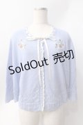 axes femme POETIQUE / ストロベリー刺繍ニットケープ  サックス Y-25-06-20-038-AX-TO-SZ-ZY