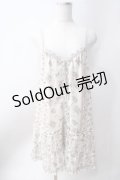 axes femme / フラワープリントキャミワンピース  生成り Y-25-06-20-083-AX-OP-SZ-ZY