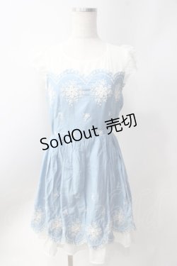 画像1: axes femme / 刺繍入りワンピース  サックス Y-25-06-20-085-AX-OP-SZ-ZI