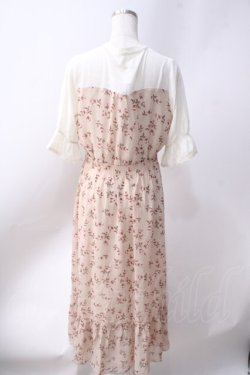 画像2: axes femme / チョーカーリボンデザイン花柄ワンピース  ベージュ Y-25-06-20-088-AX-OP-SZ-ZY