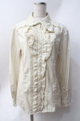 axes femme / 胸元フリルストライプブラウス  生成り Y-25-06-20-024-AX-BL-SZ-ZY