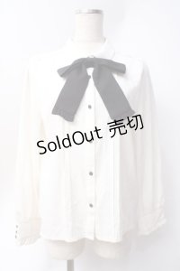 axes femme / リボンタイ付プチフリルブラウス  白 Y-25-06-20-028-AX-BL-SZ-ZY