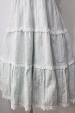 画像4: BABY,THE STARS SHINE BRIGHT / からみ3段ティアードジャンパースカート  ミント Y-25-06-24-096-BA-OP-SZ-ZY (4)