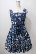 Jane Marple / アルファベットロゴのスクエアドレス M 紺 Y-25-06-24-019-JM-OP-SZ-ZY