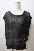 GLAD NEWS / ピアスモチーフ付きベスト  黒 Y-25-06-26-097-GL-TO-SZ-ZY