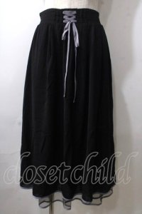 axes femme POETIQUE / リボン花柄バックフリルスカート M 黒 Y-25-06-26-106-AX-SK-SZ-ZY