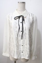 axes femme POETIQUE / メッセージサテンブラウス M 生成り Y-25-06-28-061-AX-BL-SZ-ZY