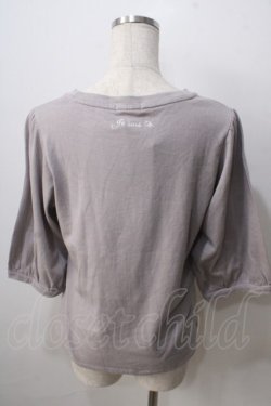 画像2: axes femme POETIQUE / ラビット刺繍カットプルオーバー  グレージュ Y-25-06-28-071-AX-TO-SZ-ZY