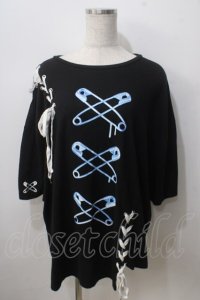 LISTEN FLAVOR / 安ピンクロスレ-スアップアシメトップス  黒 Y-25-06-28-090-PU-TO-SZ-ZY