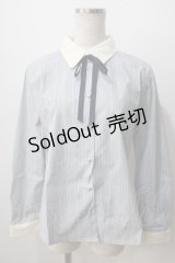 F i.n.t / タイ付きマルチストライプクレリックシャツ F グレー×ネイビー Y-25-07-01-070-CA-BL-SZ-ZY