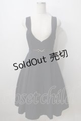 F i.n.t / チェーンビット使いディープVネックジャンパースカート F ネイビー Y-25-07-01-096-CA-OP-SZ-ZY