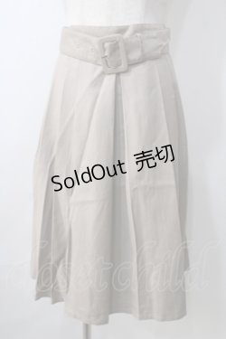 画像1: F i.n.t / 太ベルト付きレトロプリーツスカート F ベージュ Y-25-07-01-114-CA-SK-SZ-ZI