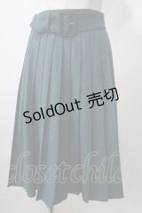 F i.n.t / 太ベルト付きプリーツスカート F グリーン Y-25-07-01-118-CA-SK-SZ-ZY