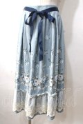axes femme / パネル花柄フレアスカート M サックス Y-25-07-03-101-AX-SK-SZ-ZY