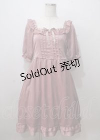 axes femme POETIQUE / メッセージリボンフリルワンピース  ピンク Y-25-07-06-048-AX-OP-SZ-ZY