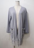 axes femme / 裾レースPU天ロングカーディガン  サックス Y-25-07-06-061-AX-TO-SZ-ZY