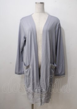 画像1: axes femme / 裾レースPU天ロングカーディガン  サックス Y-25-07-06-061-AX-TO-SZ-ZY
