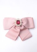 Maison de FLEUR / ビジューグログランリボンバレッタ F ピンクベージュ Y-25-07-08-007-LO-ZA-SZ-ZY