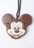 Q-pot. / ミッキーマウス/チョコケーキネックレス   Y-25-07-11-089-QP-AC-SZ-ZY