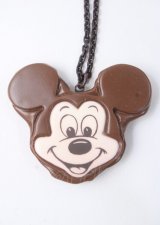 Q-pot. / ミッキーマウス/チョコケーキネックレス   Y-25-07-11-089-QP-AC-SZ-ZY