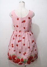 画像2: Shirley Temple / いちごプリント入りジャンパースカート 160 ピンク Y-25-07-12-074-ET-OP-SZ-ZT183 (2)