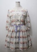 Leur Getter / Floral Teacup袖付ワンピース  オフ Y-25-07-12-086-LU-OP-SZ-ZY