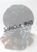 ATELIER PIERROT / ハリー・ポッター リボンブローチ付きレースアップベレー帽  スリザリン Y-25-07-12-011-EL-AC-SZ-ZY