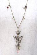 axes femme / 3連蝶モチーフネックレス  アンティークゴールド Y-25-07-14-004-AX-AC-SZ-ZY