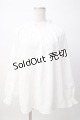 axes femme / シャーリングスタンドブラウス F 白 Y-25-07-14-042-AX-BL-SZ-ZY