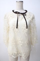 axes femme / キャミ付き立体レース七分袖プルオーバー M 生成り Y-25-07-14-043-AX-BL-SZ-ZY