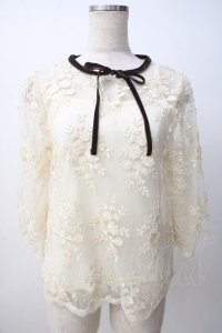 axes femme / キャミ付き立体レース七分袖プルオーバー M 生成り Y-25-07-14-043-AX-BL-SZ-ZY
