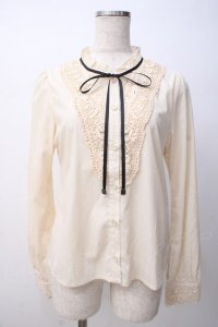 axes femme / リボン付きレース使いブラウス M 生成り Y-25-07-14-050-AX-BL-SZ-ZY
