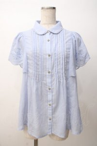 axes femme POETIQUE / スカラップ刺繍ブラウス M ブルー Y-25-07-14-053-AX-BL-SZ-ZY