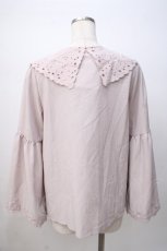画像3: axes femme / 刺繍入りビッグカラーブラウス M 淡ピンク Y-25-07-14-067-AX-BL-SZ-ZT429 (3)
