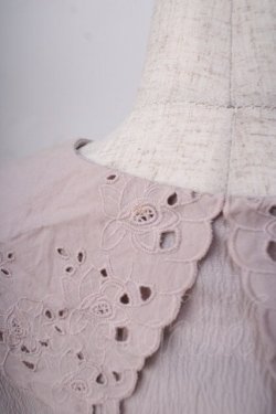 画像4: axes femme / 刺繍入りビッグカラーブラウス M 淡ピンク Y-25-07-14-067-AX-BL-SZ-ZY