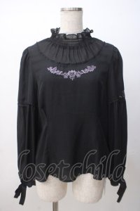 axes femme POETIQUE / ディズニーヴィランズ/ブラウス M 黒 Y-25-07-14-068-AX-BL-SZ-ZY