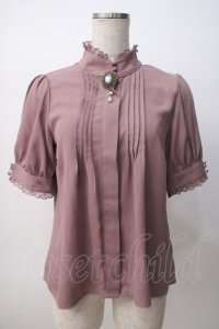 axes femme / カメオブローチスタンドネック半袖ブラウス M ピンク Y-25-07-14-071-AX-BL-SZ-ZY