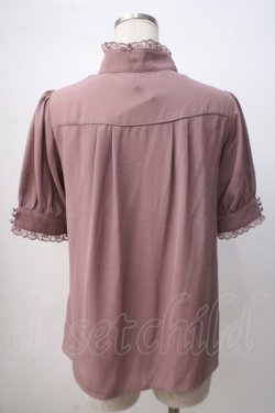 画像3: axes femme / カメオブローチスタンドネック半袖ブラウス M ピンク Y-25-07-14-071-AX-BL-SZ-ZY