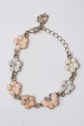 axes femme / お花×蝶ブレスレット  淡ピンク Y-25-07-14-010-AX-AC-SZ-ZY