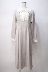 axes femme / ストロベリー刺繍ワンピース F クリーム Y-25-07-14-108-AX-OP-SZ-ZI