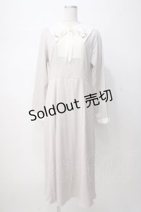 axes femme / ストロベリー刺繍ワンピース F クリーム Y-25-07-14-108-AX-OP-SZ-ZI