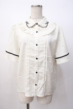 画像1: axes femme POETIQUE / フラワー刺繍襟半袖ブラウス  生成り Y-25-07-16-013-AX-BL-SZ-ZY