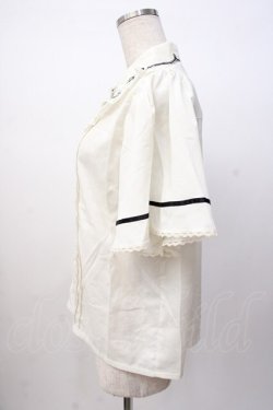 画像2: axes femme POETIQUE / フラワー刺繍襟半袖ブラウス  生成り Y-25-07-16-013-AX-BL-SZ-ZY