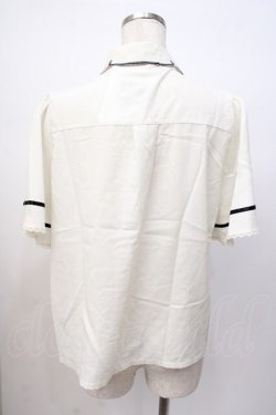 画像3: axes femme POETIQUE / フラワー刺繍襟半袖ブラウス  生成り Y-25-07-16-013-AX-BL-SZ-ZY