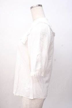 画像2: Fi.n.t / カットワーク刺繍クロスヨークブラウス  白 Y-25-07-16-014-CA-BL-SZ-ZY