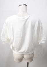 画像2: axes femme POETIQUE / カットワーク刺繍プルオーバー  白 Y-25-07-18-047-AX-TO-SZ-ZH (2)