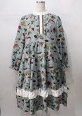 axes femme / フルーツティ柄ティアードワンピース  グリーン Y-25-07-18-101-AX-OP-SZ-ZY