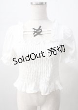 axes femme POETIQUE / シャーリングリボン半袖プルオーバー  白 Y-25-07-18-038-AX-TO-SZ-ZY